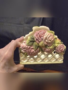 Vtg Lady Jayne Ltd 6 x 4" Painted Pink Rose Garden Pen Paper Letter Holder